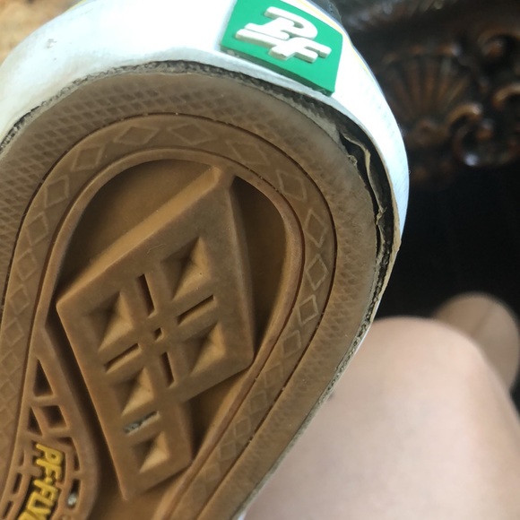 PF Flyers size 10.5 men’s high tops - Picture 9 of 11